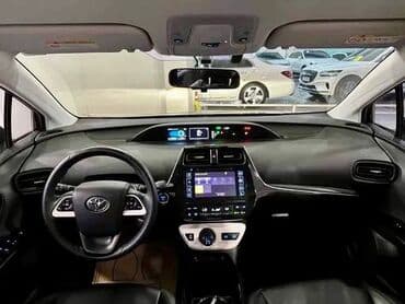 Продажа авто: Toyota Prius: 2018 г., 1.8 л, Автомат, Гибрид, Хэтчбэк — 5
