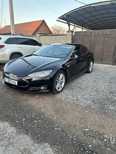 тесла модел x: Tesla Model S: 2015 г., Электромобиль, Хэтчбэк — 2