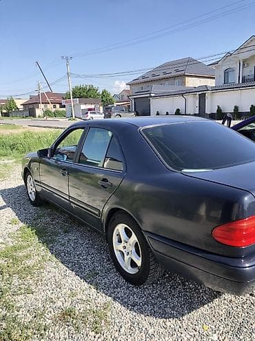 mashina mers: Mercedes-Benz E-Class: 1997 г., 2 л, Механика, Бензин, Седан — 4
