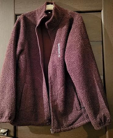 coco chanel: 🎀CHANEL КУРТКА ДЕМИ РАЗМЕР- XL - 700 СОМ. 🎀ПЛАЩ- S,M -700 СОМ 🎀КОФТА — 7