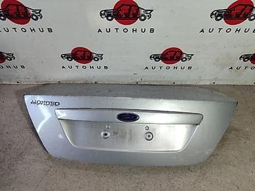Крышка багажника Ford, 2003 г., Оригинал — 1