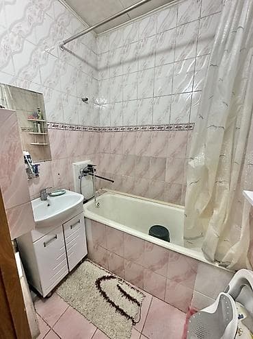 brk group: 3 комнаты, 62 м², Военный городок 105 серия, 1 этаж, Косметический ремонт — 10