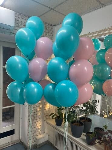 Набор воздушных шаров разных цветов, идеально подходящий для создания