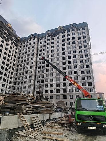 full construction: Услуги манипулятора (кран-борта) - Бортовой грузовик Mercedes с — 1