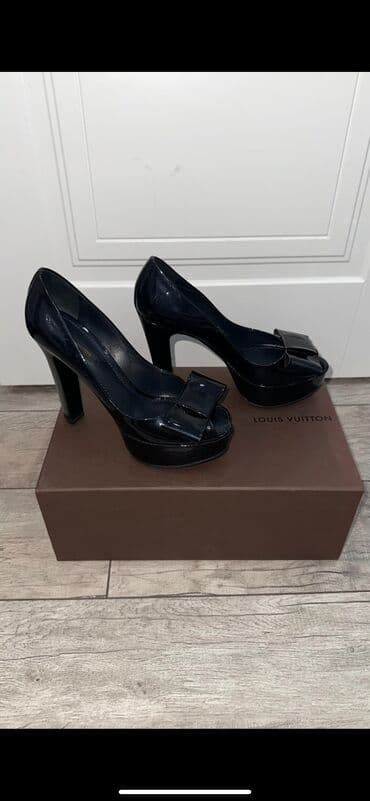 обувь больших размеров бишкек: Туфли, 38, Louis Vuitton, Колдонулган, түсү - Кара, Өзү алып кетүү — 1