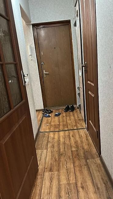2 комнаты, 44 м², 104 серия, 8 мкр 104 серия, 2 этаж at lalafo.kg 2 комнаты, 44 м², 104 серия, 8 мкр 104 серия, 2 этаж