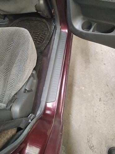 митсубизу спейс вагон: Mitsubishi Space Wagon: 1998 г., 2.4 л, Автомат, Бензин, Универсал — 9