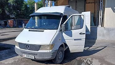 2 8: Mercedes-Benz Спринтер: 1999 г., 2.3 л, Механика, Дизель, Бус — 1