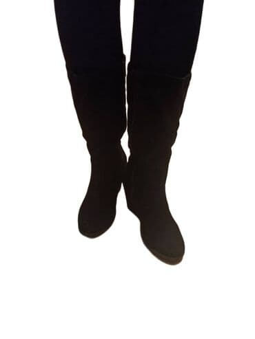 обувь для охоты: Продаю сапожки на танкетке в отличном состоянии! Очень удобные — 3