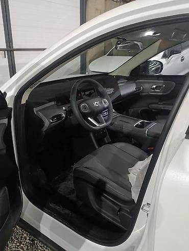 byd d1: Changan Qiyuan Q05: 2026 г., Автомат, Электромобиль, Кроссовер — 3