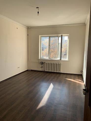 комн: Сдается комната с подселением в центре города. Комната пустая, без — 1