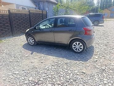 тойота витц: Toyota Yaris: 2008 г., 1.3 л, Автомат, Бензин, Хэтчбэк — 4