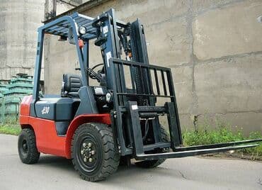 Погрузчик, 2011 г., Колесный, Вилочный