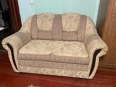 Прямой диван, Б/у