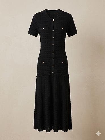 Платье трикотажное миди с коротким рукавом и акцентной планкой на