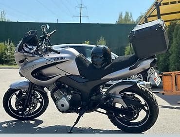 Унаа: Yamaha TDM — универсальный дорожный эндуро-турер в серебристом цвете — 1