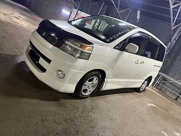 Toyota: Toyota Voxy: 2003 г., 2 л, Автомат, Бензин, Минивэн — 10