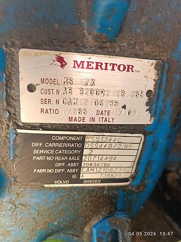 Детали двигателя и моторы в сборе: Двигатель Volvo D13A440 + КПП (в сборе) - Модель двигателя: Volvo — 7