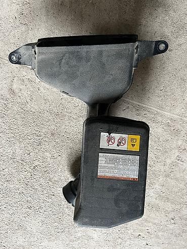 Щитки приборов: Дефлектор воздуховода Toyota 2017 г., Б/у, Оригинал, США — 1