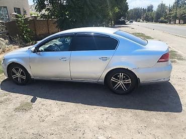Продажа авто: Volkswagen Passat: 2012 г., 1.8 л, Автомат, Бензин, Седан — 10