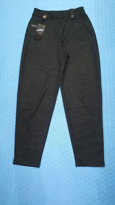 спортивное оборудование: Женские вещи 46-48размер многие вещи новые! брюки кофты футболки за — 6