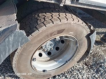 toyota corolla axio: Тягач, DAF, Тентованный — 9