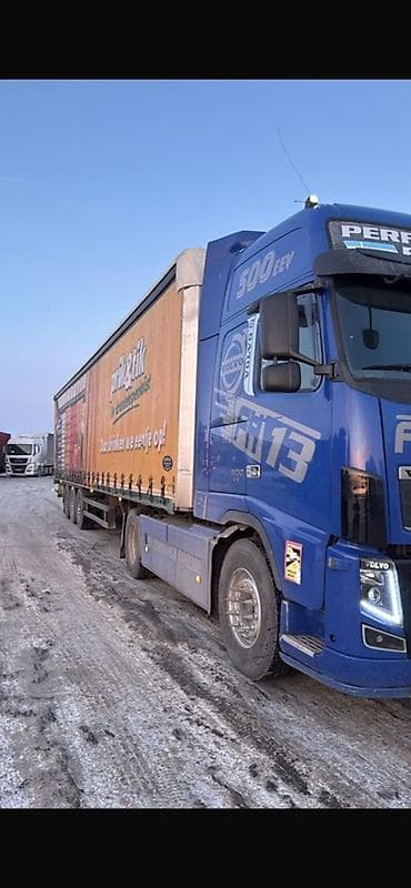 фура присеп: Тягач, Volvo, 2013 г., Тентованный — 3