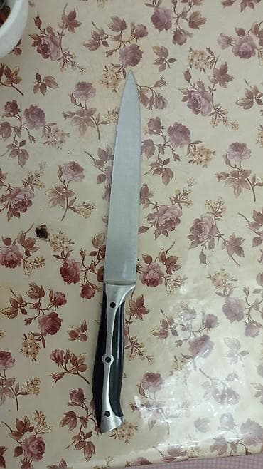 точилу: Здравствуйте! Я заточник ножей на водном камне. Имею опыт заточке — 7