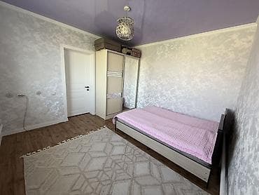 Продается дом Двор и участок: - Большой вымощенный плиткой двор — 6