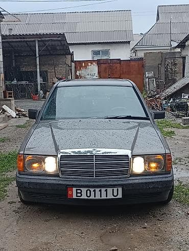 190: Mercedes-Benz 190: 1985 г., 2 л, Механика, Бензин — 1
