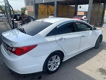 Hyundai Sonata: 2010 г., 2 л, Автомат, Газ, Седан