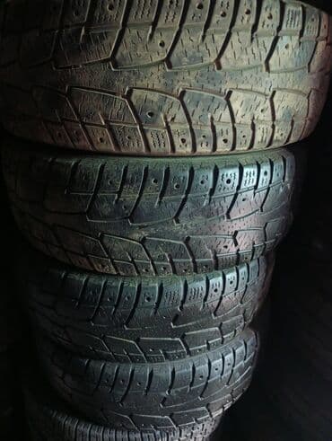 Шины 225 65 16с 4шт
состояние отличное 
11000 сом за комплект