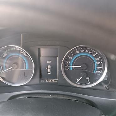 Toyota: Toyota Levin: 2018 г., 1.8 л, Вариатор, Гибрид, Седан — 8