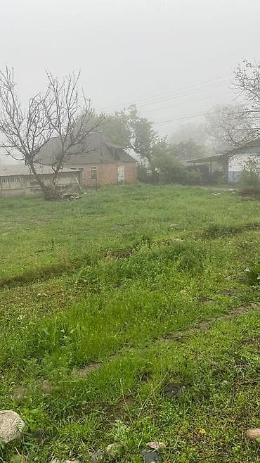 сдается земельный дом: 4 соток, Для строительства, Красная книга — 1