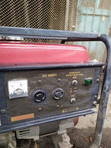 Продаю бенз.генератор Хонда 2.4кв.т ц.50т.с.привезен из ОАЭ,работал at lalafo.kg Продаю бенз.генератор Хонда 2.4кв.т ц.50т.с.привезен из ОАЭ,работал