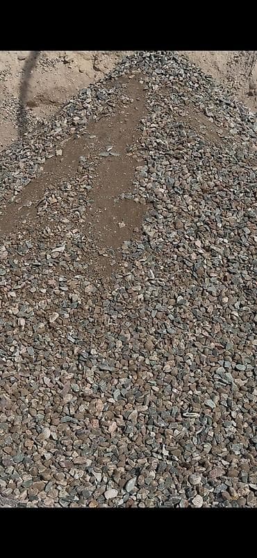 перегной чернозем: Заказать Камаз, Доставка щебня, угля, песка, чернозема, отсев — 8