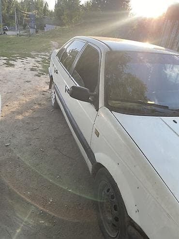 Транспорт: Volkswagen Passat: 1992 г., 1.8 л, Механика, Бензин, Седан — 2