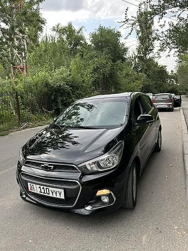 Chevrolet Spark: 2016 г., 1 л, Автомат, Бензин, Хэтчбэк — 2