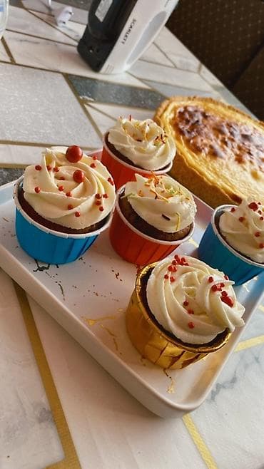 Кондитердик өндүрүмдөр, таттуулар: Капкейки ручной работы - Пышные шоколадные бисквитные капкейки с — 2