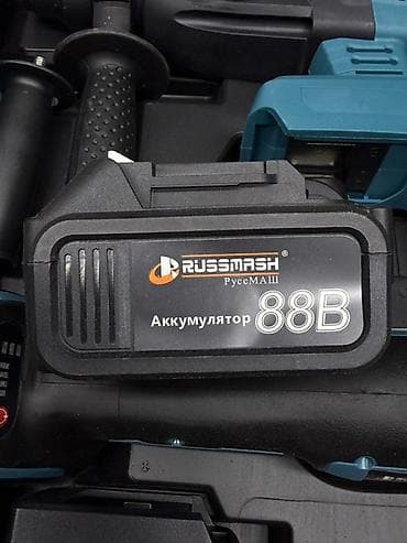 Дом и сад: Набор аккумуляторного электроинструмента RUSSMASH в пластиковом кейсе — 7