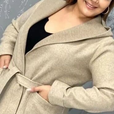 брендовые кардиганы: Кардиган с капюшеном .
Ткань кашемир.
Размеры 54/56 — 2