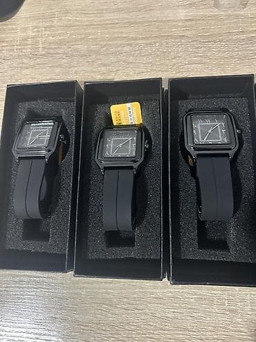 Наручные часы: Кварцевые наручные часы SABR, квадратный корпус. Особенности: - Два — 3