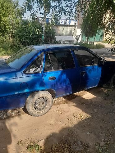 машина берем: Daewoo Nexia: 2010 г., 1.5 л, Механика, Бензин, Седан — 4