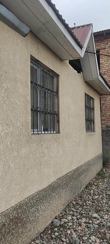 Дома: Продаю полноценный 3х комнатный дом (зал, 2 спальни, кухня просторная — 1