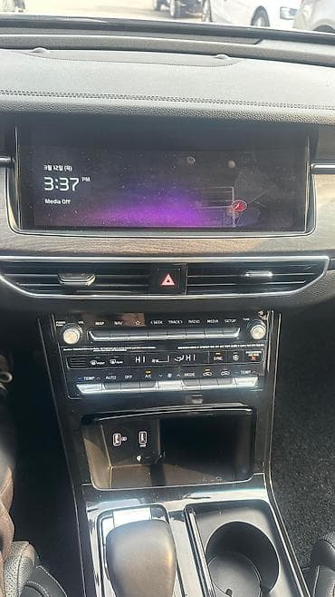 kla k7: Kia K7: 2020 г., 3 л, Автомат, Газ, Седан — 10