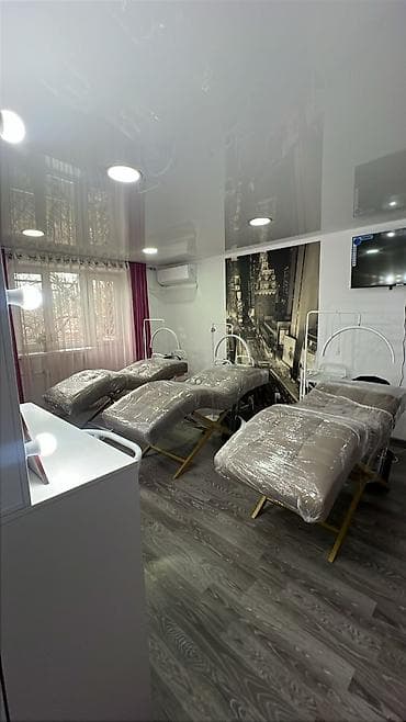 кабинеты аренда: Сдаются кушетки лейшмейкерам,ПМ мастерам,Ламимейкерам срочно. В центре — 3