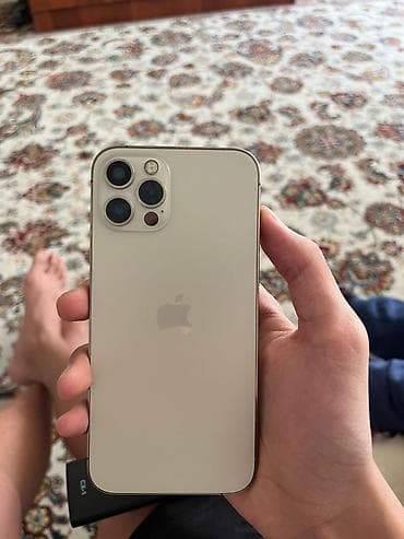 13 mini: IPhone 12 Pro, Б/у, 256 ГБ, Золотой, Зарядное устройство, Чехол, Кабель, 74 % — 2