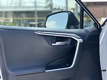 Toyota RAV4: 2019 г., 2.5 л, Гибрид, Кроссовер — 7
