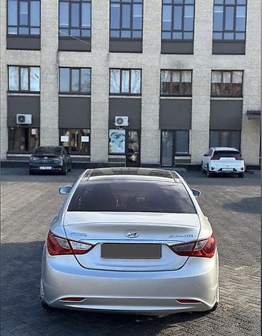 Hyundai Sonata: 2011 г., 2.4 л, Автомат, Бензин, Седан — 8
