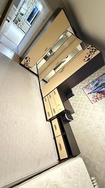flat osh: 3 комнаты, Центральная мечеть Агентство недвижимости, Только девушкам, от 1 месяца, от 3 месяцев, от 1 года, С мебелью полностью — 9